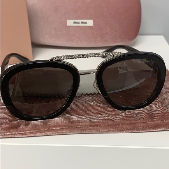 MIU MIU women’s sunglasses main image 9